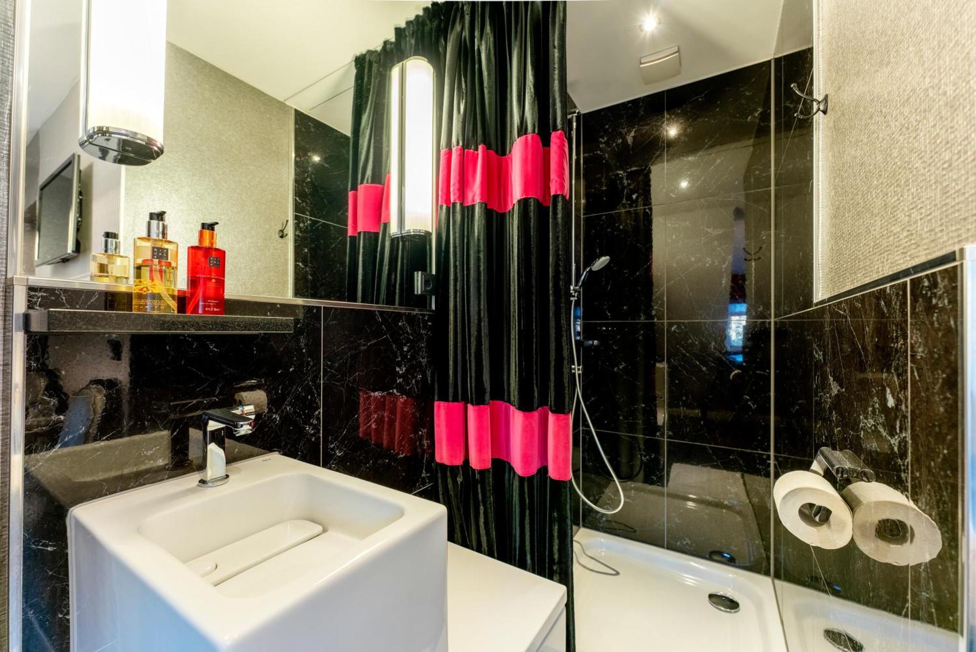 La Belle 10 Hotel Cologne Room photo
