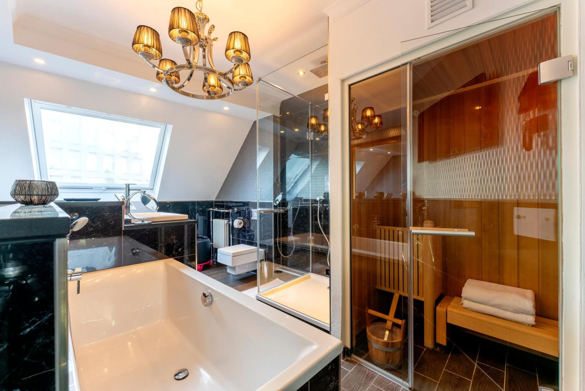 La Belle 10 Hotel Cologne Exterior photo